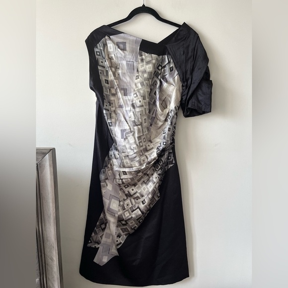 Dries Van Noten Aysmmetrical Sleeve Geometric Design Silk-Wool Dress Size 40/ 4 - Picture 3 of 16